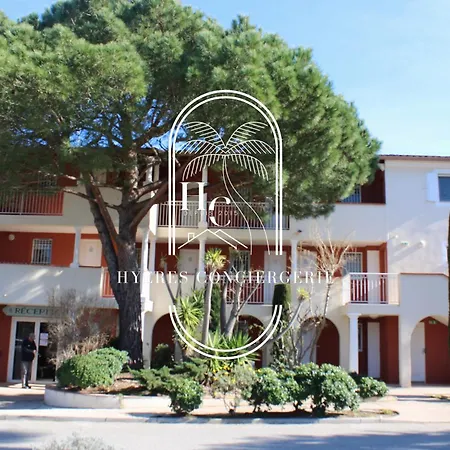 Apartment Le Hameau De La Pinede Piscine By Hc Hyeres